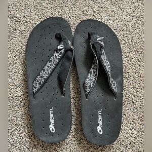 New mens sandals